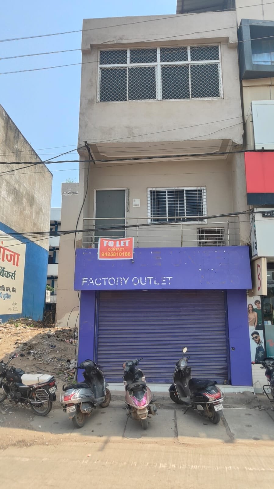 Premium Commercial Space Available in Rewa Road, Satna Main Market
